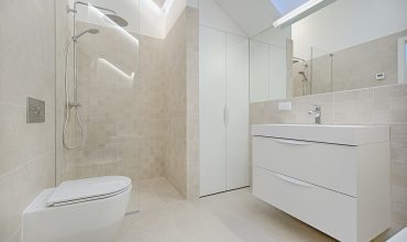 Top des conseils pour décorer une salle de bain sans fenêtre