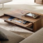 Choisir une table basse moderne pratique